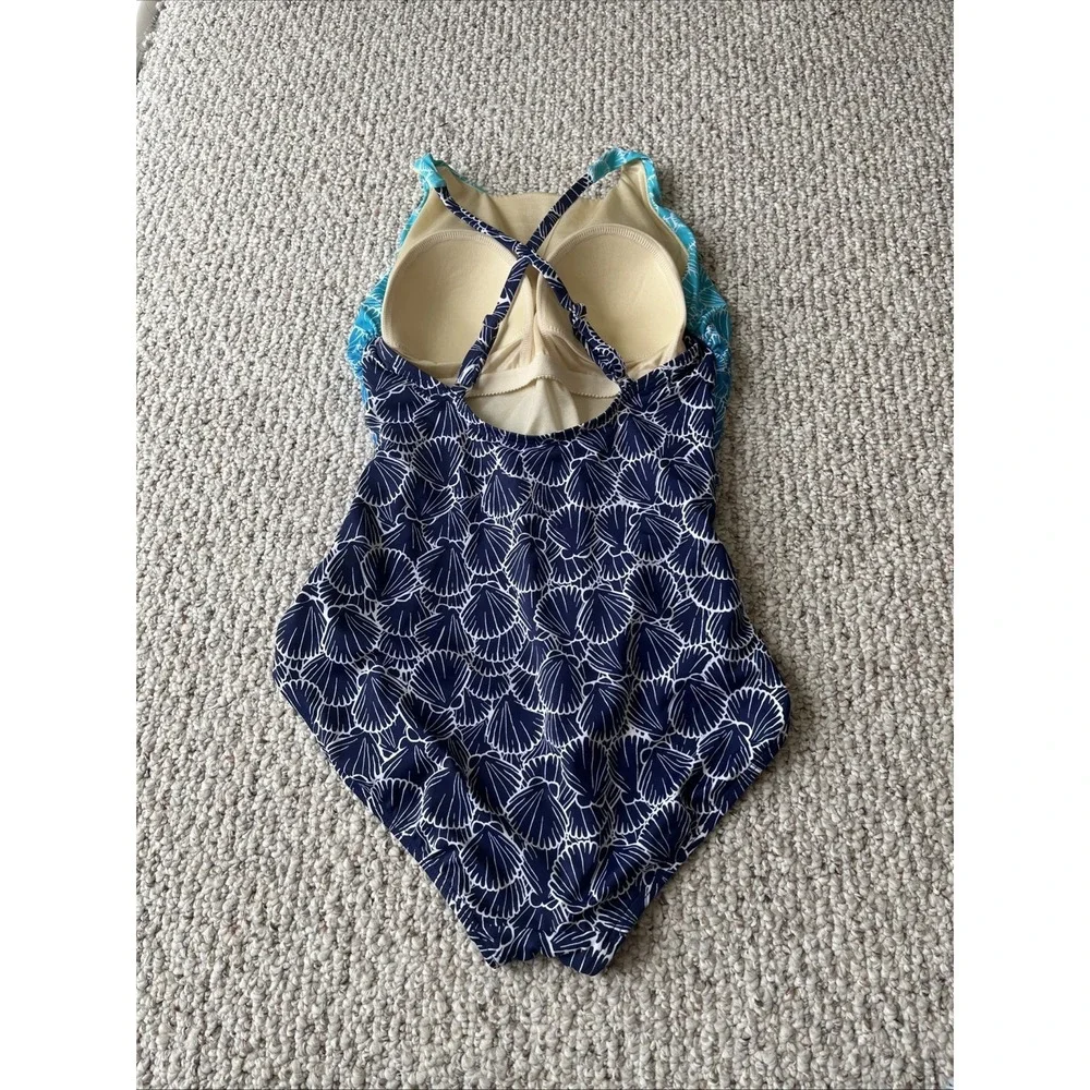 Miraclesuit X Talbots Flattering Blue Ombré Seashell Print Swimsuit Size 12